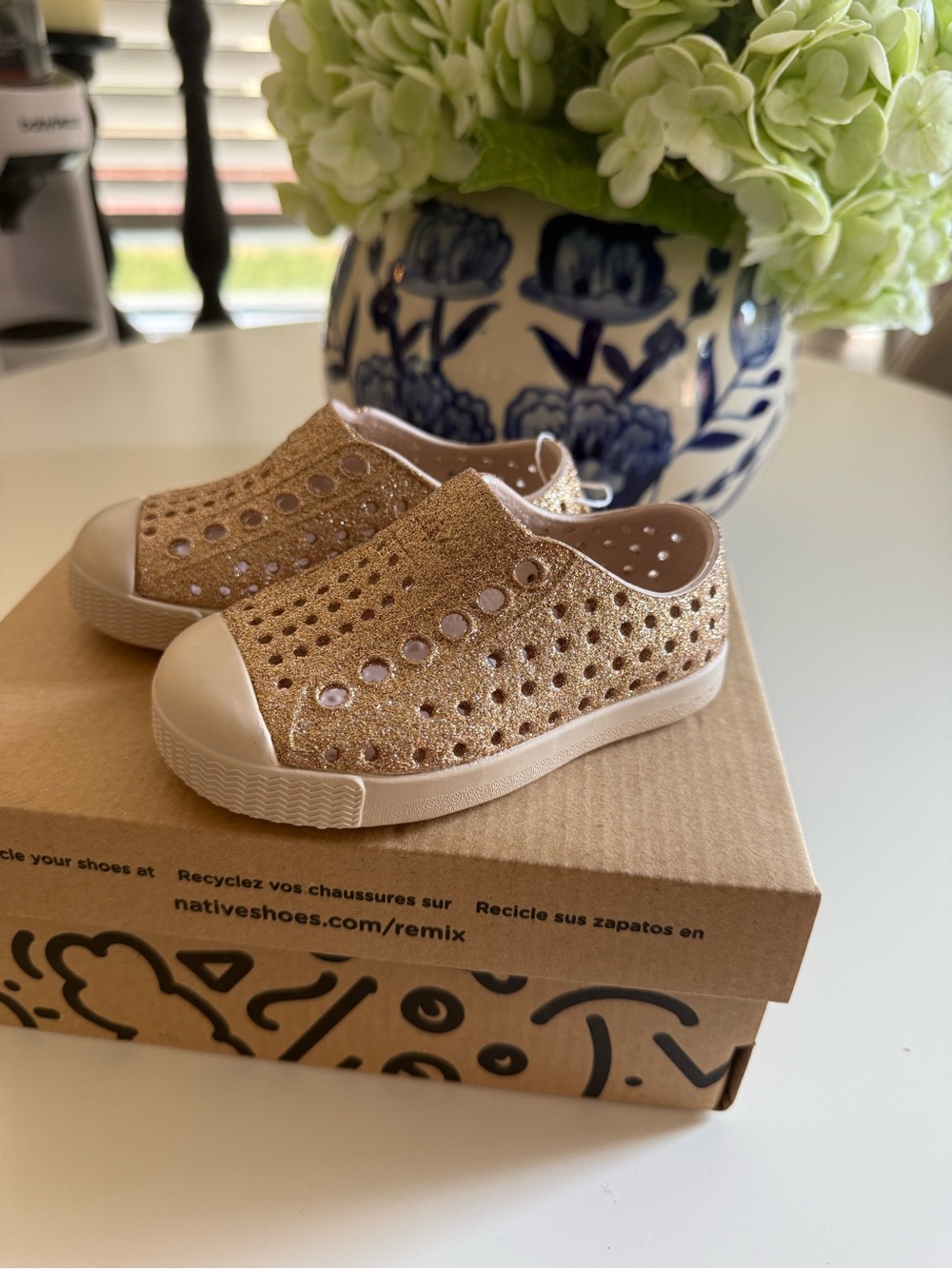 Brand New Girls Native Shoes - Jefferson Bling - Gold - C4